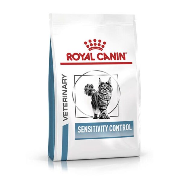 Sensitivity Control Adult Cat Dry Food